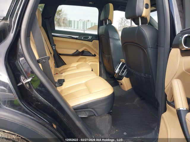 Porsche Cayenne E-hybrid S 2015 WP1AE2A22FLA52169 Image 8