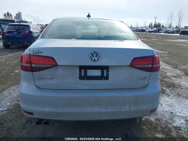 3VWL17AJ2HM231207 Volkswagen Jetta Sel/sel Premium