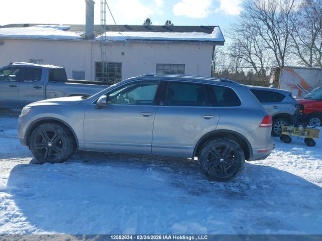 WVGRF7BP8HD002099 Volkswagen Touareg Wolfsburg