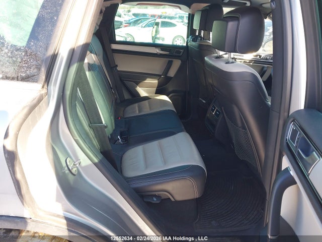 WVGRF7BP8HD002099 Volkswagen Touareg Wolfsburg