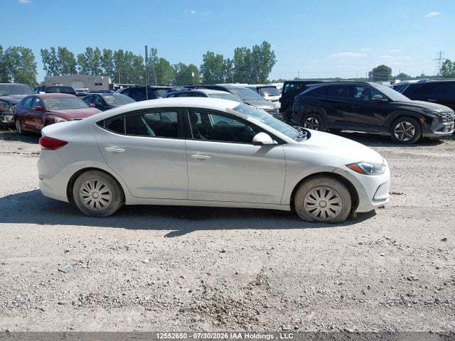 Продажа на аукционе авто 2017 Hyundai Elantra Le, vin: 5NPD74LF4HH159784, номер лота: 12552650