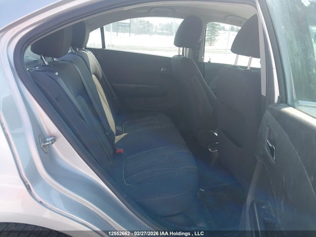 1G1JC5SH8E4155223 Chevrolet SONIC LT