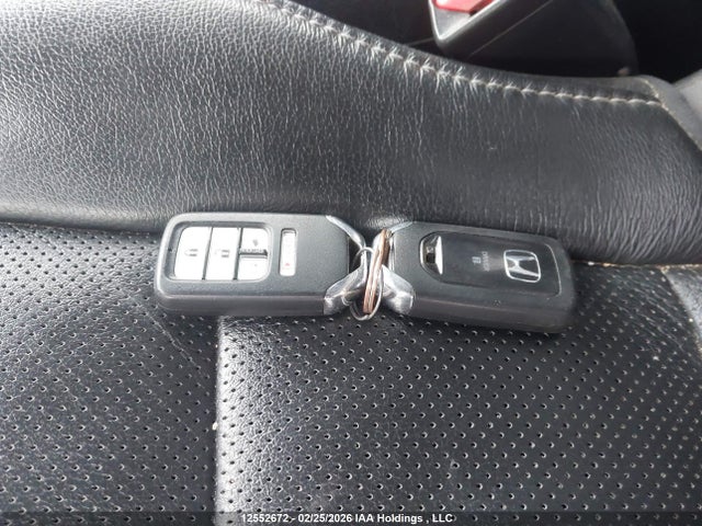 12552672 :رقم المزاد ، 5FNYF6H92JB504866 vin ، 2018 Honda Pilot Touring مزاد بيع