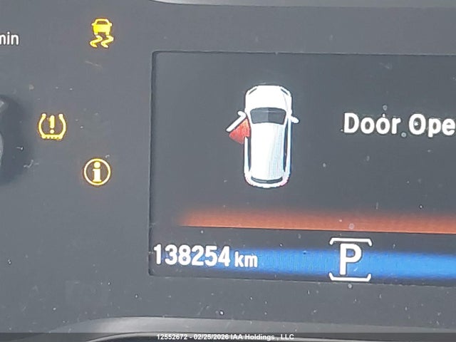 12552672 :رقم المزاد ، 5FNYF6H92JB504866 vin ، 2018 Honda Pilot Touring مزاد بيع