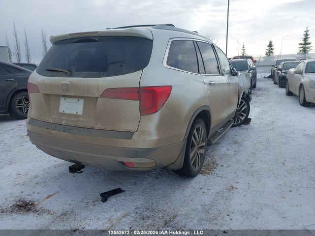 12552672 :رقم المزاد ، 5FNYF6H92JB504866 vin ، 2018 Honda Pilot Touring مزاد بيع