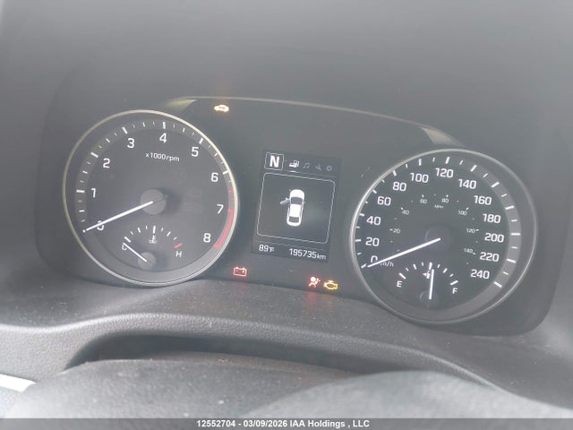 KMHD84LF8HU398768 Hyundai ELANTRA GL