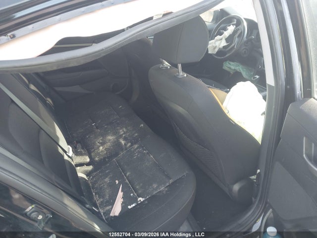 KMHD84LF8HU398768 Hyundai ELANTRA GL