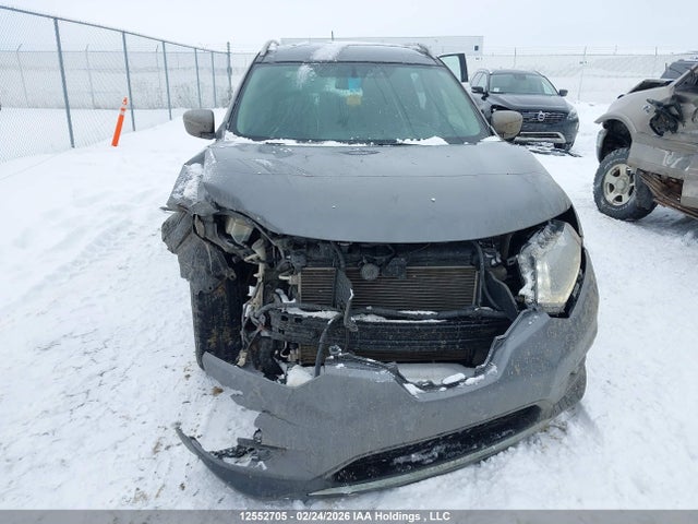 2014 Nissan Rogue S/sl/sv მანქანა იყიდება აუქციონზე, vin: 5N1AT2MV5EC823067, აუქციონის ნომერი: 12552705