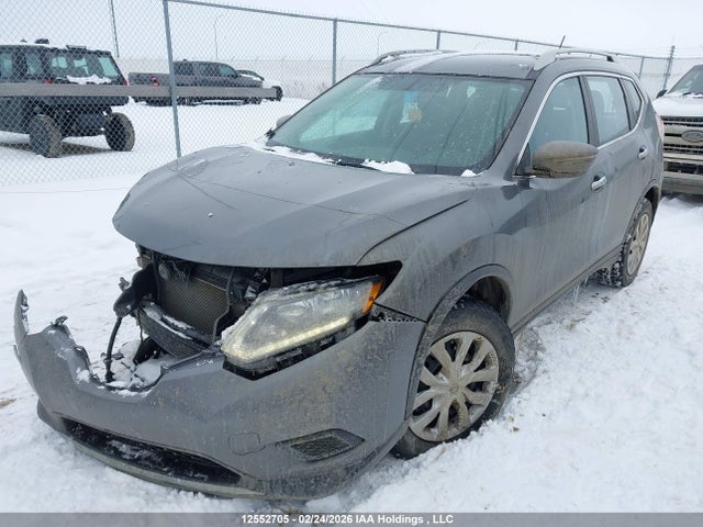 2014 Nissan Rogue S/sl/sv მანქანა იყიდება აუქციონზე, vin: 5N1AT2MV5EC823067, აუქციონის ნომერი: 12552705