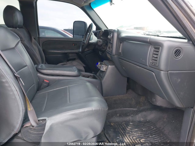Aukcja sprzedaży 2001 Chevrolet Silverado 2500hd Ls/lt, vin: 1GCHK29181E226764, numer aukcji: 12552719