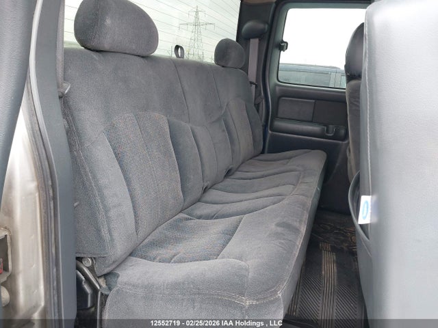 Aukcja sprzedaży 2001 Chevrolet Silverado 2500hd Ls/lt, vin: 1GCHK29181E226764, numer aukcji: 12552719