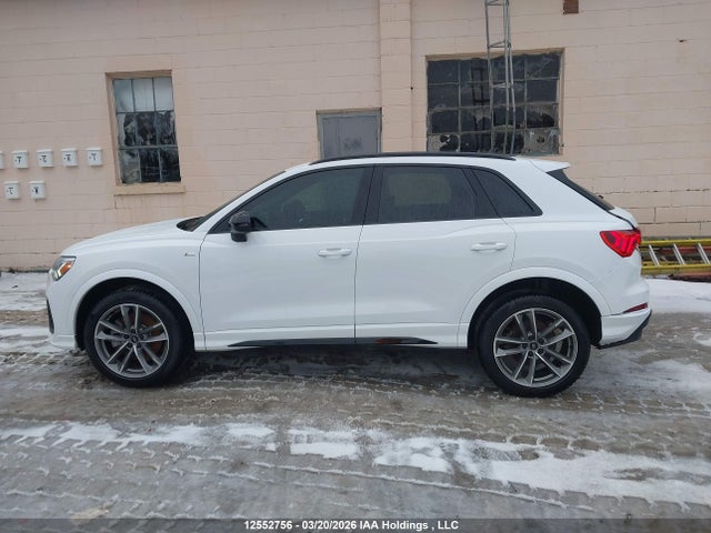 WA1DECF32R1042063 Audi Q3 Premium S Line 45