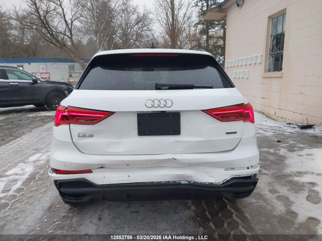 WA1DECF32R1042063 Audi Q3 Premium S Line 45