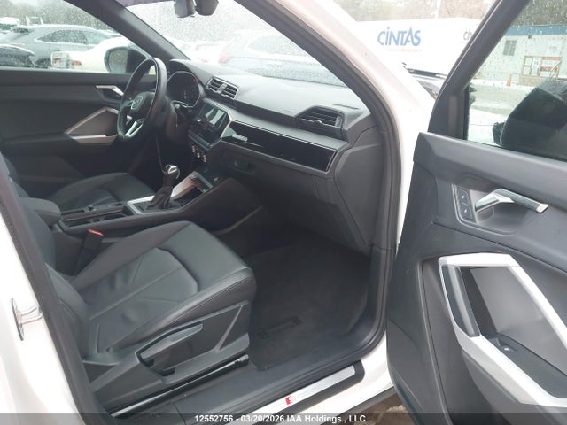 WA1DECF32R1042063 Audi Q3 Premium S Line 45