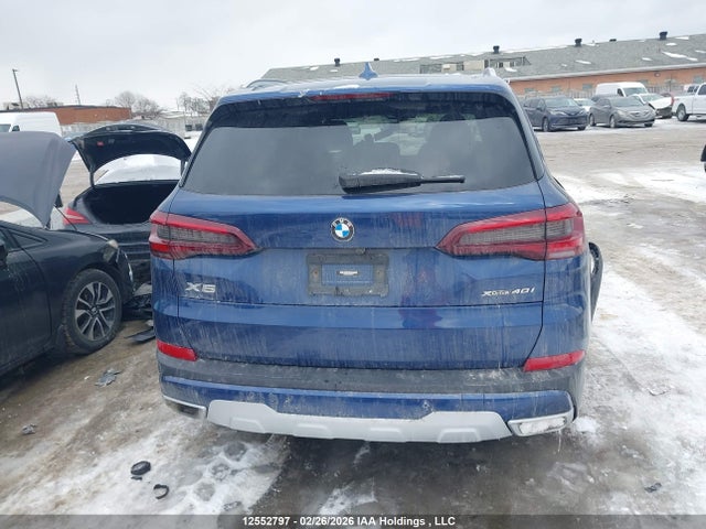 5UXCR6C0XP9N85725 BMW X5 Xdrive40i