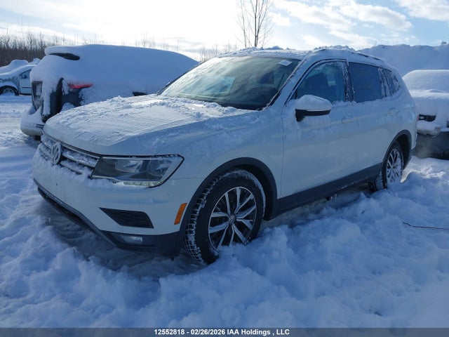 12552818 :رقم المزاد ، 3VV2B7AX8JM109667 vin ، 2018 Volkswagen Tiguan Se/sel مزاد بيع