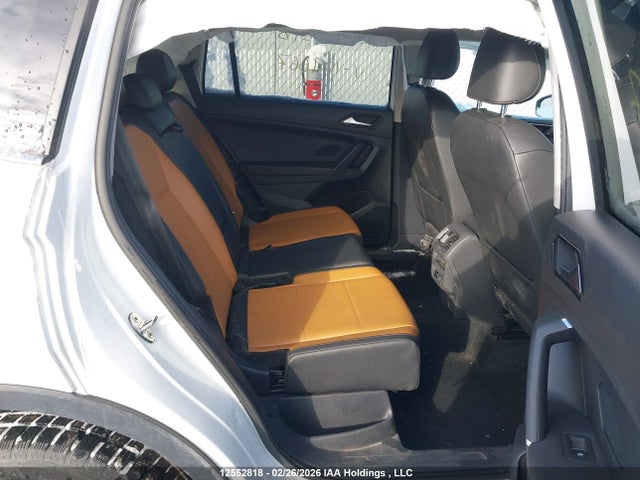 12552818 :رقم المزاد ، 3VV2B7AX8JM109667 vin ، 2018 Volkswagen Tiguan Se/sel مزاد بيع