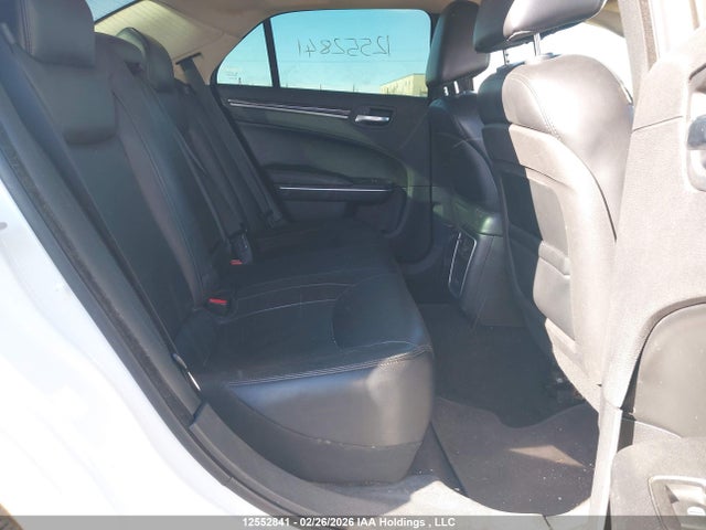 Chrysler 300 Limited 2015 2C3CCAAG0FH837457 Image 8