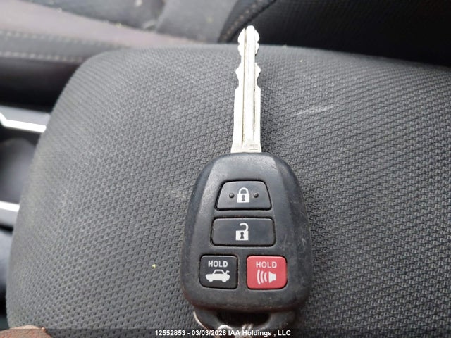 2T1BURHE4HC920846 Toyota COROLLA LE