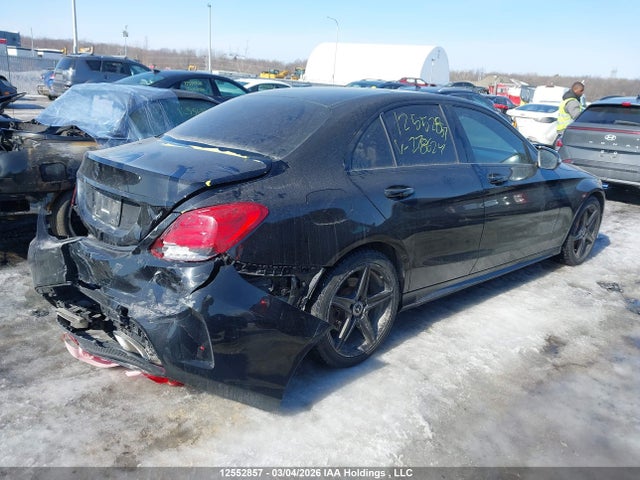 55SWF4KB0JU278624 Mercedes-Benz C 300 4matic
