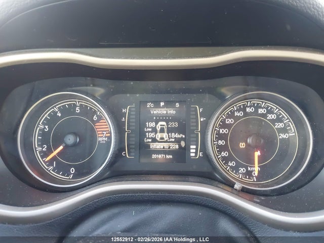 1C4PJMAB4GW377568 Jeep Cherokee Sport