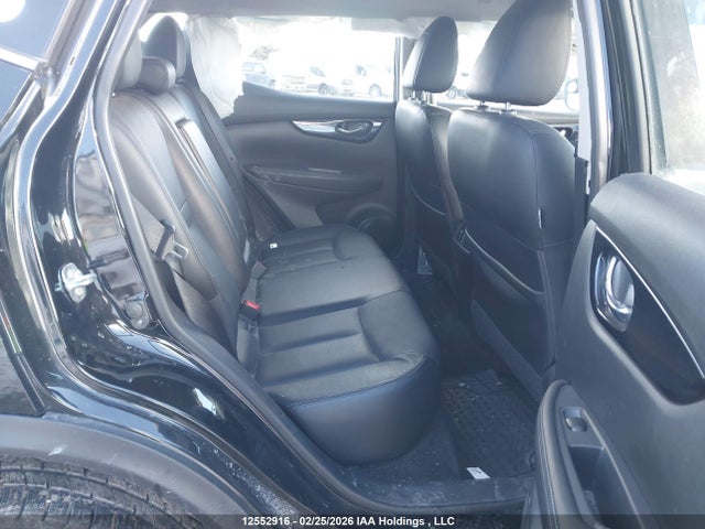 JN1BJ1CRXHW113956 Nissan Rogue Sport S/sv/sl