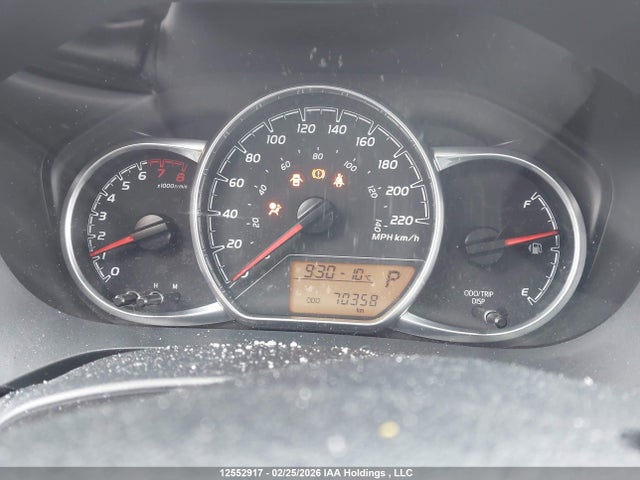 VNKKTUD39KA100579 Toyota Yaris L/le/se