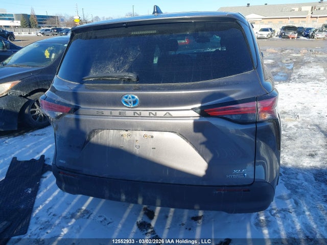 5TDGSKFC5MS013674 Toyota Sienna Xle 7-passenger
