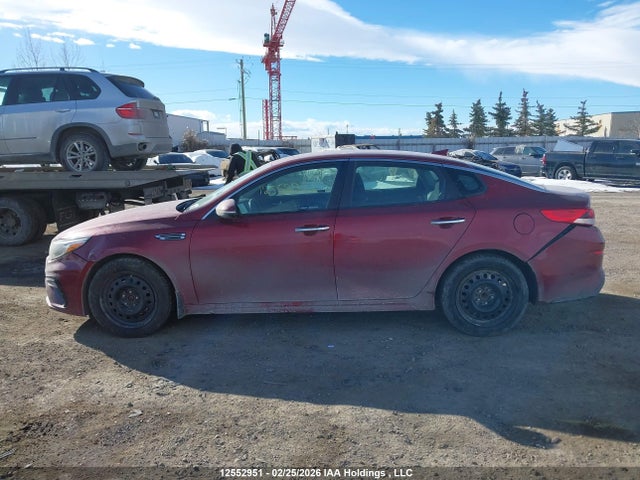 5XXGT4L38KG337679 KIA Optima