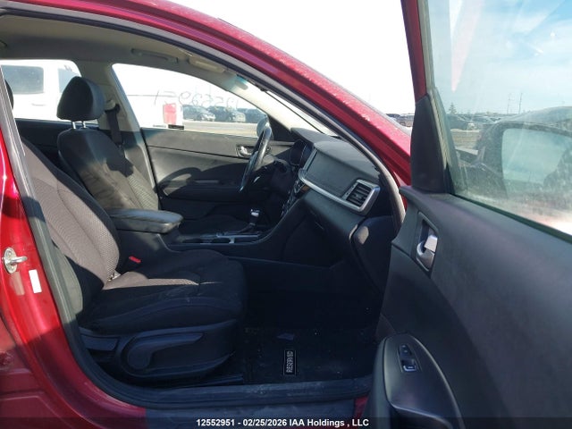 5XXGT4L38KG337679 KIA Optima