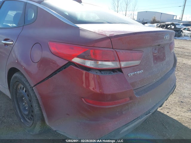 5XXGT4L38KG337679 KIA Optima