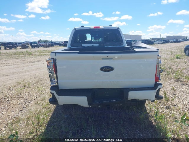 Ford F-350 Lariat 2025 1FT8W3BT8SEC45628 Image 16