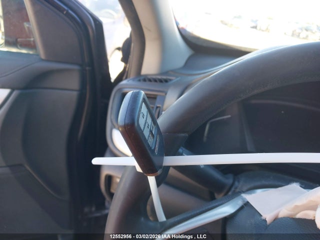 Продажа на аукционе авто 2019 Honda Cr-v, vin: 2HKRW1H33KH003247, номер лота: 12552956