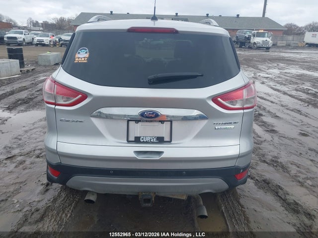 1FMCU9J94EUA41150 Ford Escape Titanium