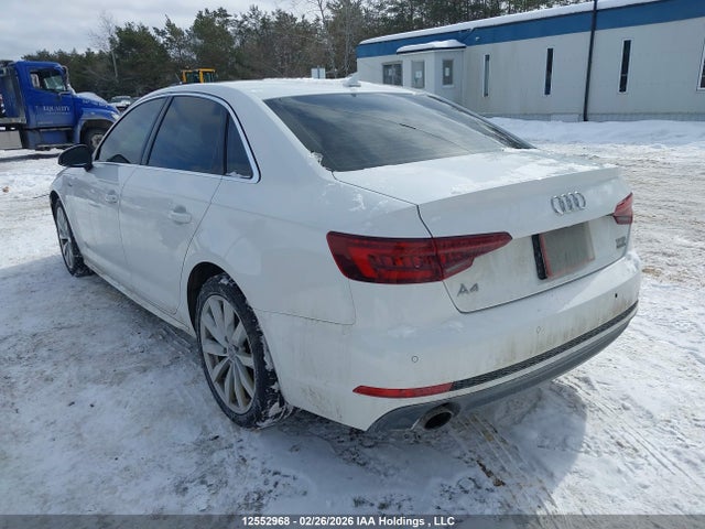 WAUANAF47JN007468 Audi A4 Komfort