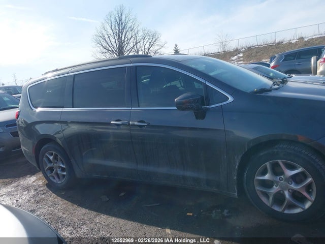 2018 Chrysler Pacifica მანქანა იყიდება აუქციონზე, vin: 2C4RC1FG3JR353929, აუქციონის ნომერი: 12552969
