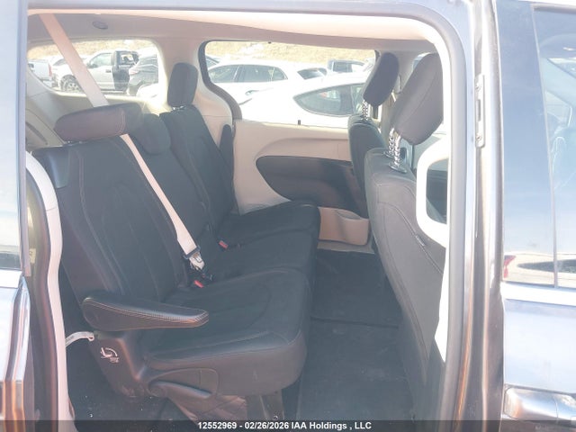 2018 Chrysler Pacifica მანქანა იყიდება აუქციონზე, vin: 2C4RC1FG3JR353929, აუქციონის ნომერი: 12552969