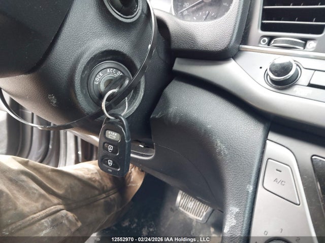 KMHD84LF4HU116674 Hyundai Elantra Se/value/limited
