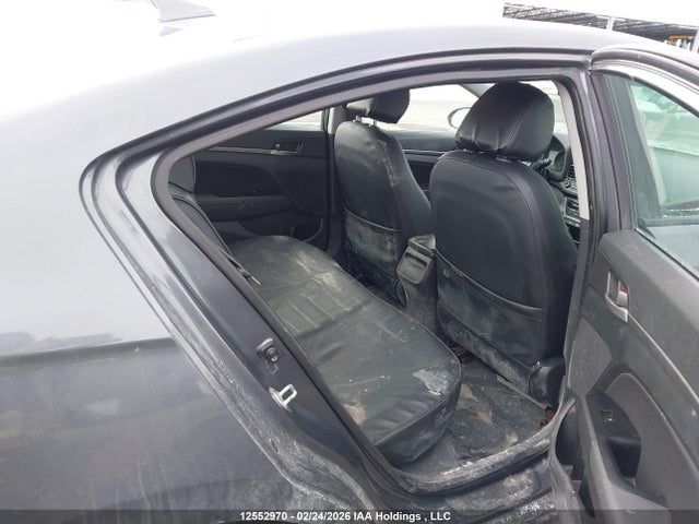 KMHD84LF4HU116674 Hyundai Elantra Se/value/limited