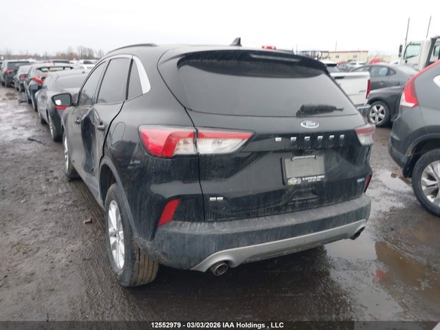 1FMCU9G6XLUC44697 Ford ESCAPE SE