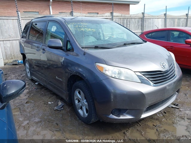 Aukcja sprzedaży 2011 Toyota Sienna Le, vin: 5TDKK3DC0BS084345, numer aukcji: 12552986