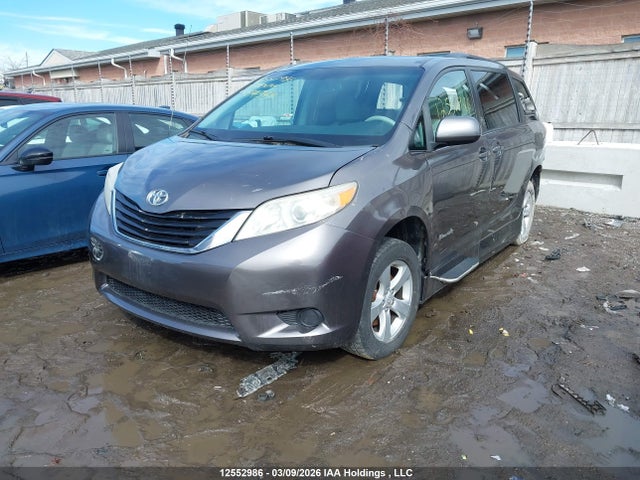 Aukcja sprzedaży 2011 Toyota Sienna Le, vin: 5TDKK3DC0BS084345, numer aukcji: 12552986