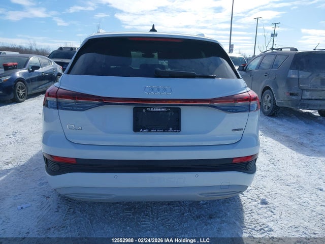 WA1GUAFZ4SP008282 Audi Q4 E-TRON
