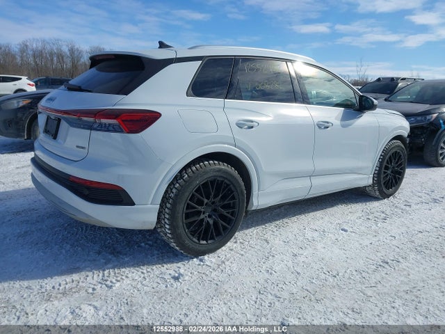WA1GUAFZ4SP008282 Audi Q4 E-TRON