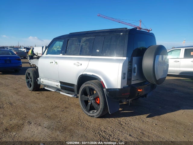 SALEX7EUXR2260535 Land Rover Defender 110 P400 X