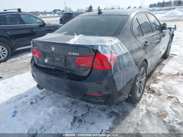 WBA8D9C56JEM35139 BMW 330i Xdrive