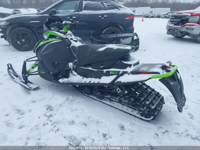 4UF19SNW3KT117889 Arctic Cat Arctic Cat
