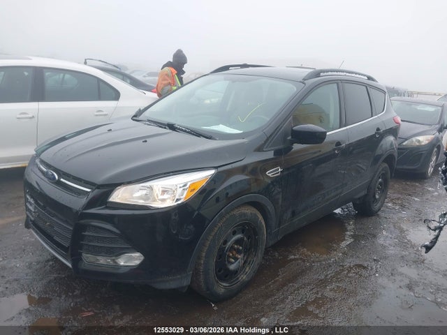 1FMCU0GX8GUA57047 Ford ESCAPE SE