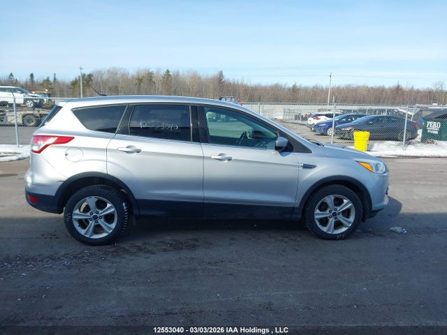 1FMCU0GX9EUD53935 Ford ESCAPE SE