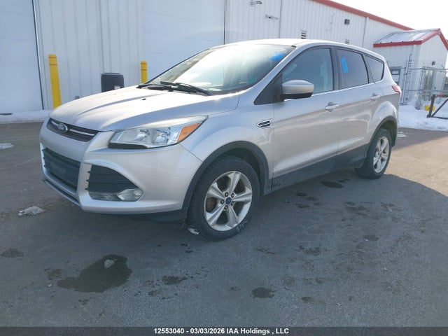 1FMCU0GX9EUD53935 Ford ESCAPE SE